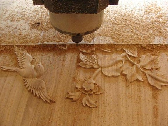 广告雕刻机可以当木工雕刻机用吗